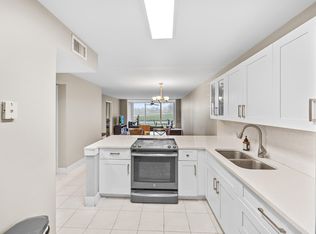 4539 Luxemburg Court #104, Lake Worth, FL 33467