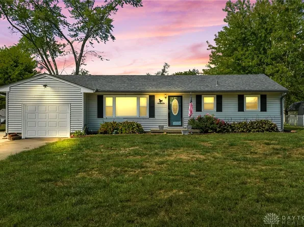 100 Arcadia Dr, Middletown, OH 45042