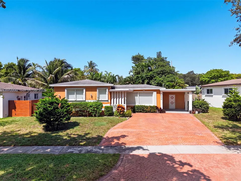12140 NE Miami Ct