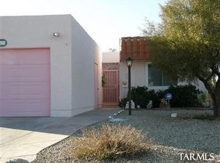 343 N Calle Del Chancero, Green Valley, AZ 85614