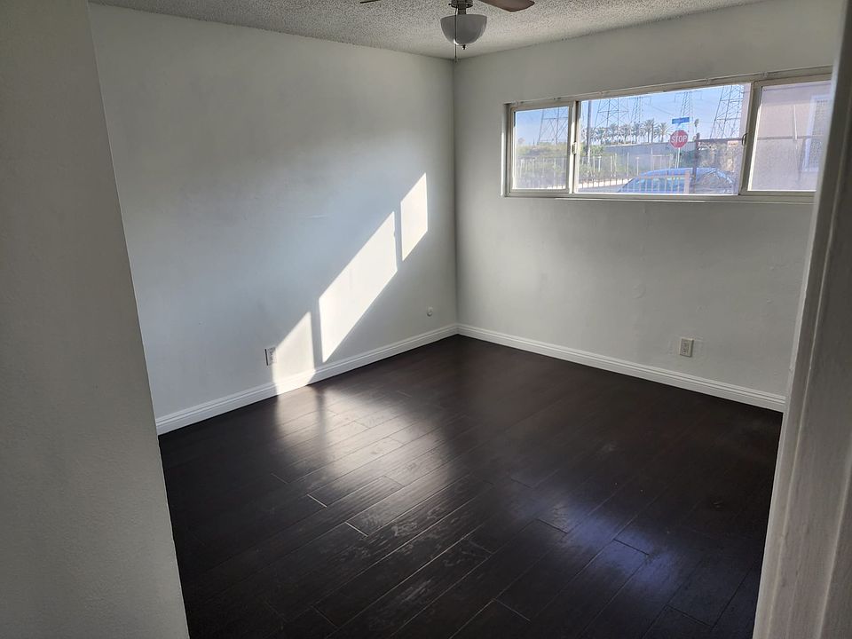 1st image of 6645 Darwell Ave