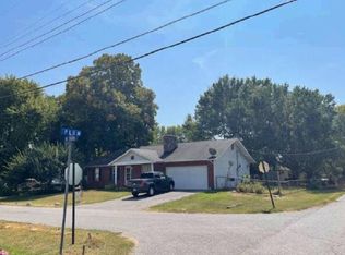 228 W 3rd St, Cahokia, IL 62206