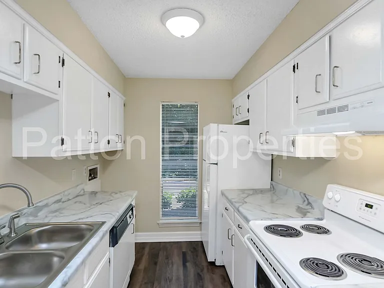 828 Suber Street - Inside CoC - R13708-11-02 — Photo 6