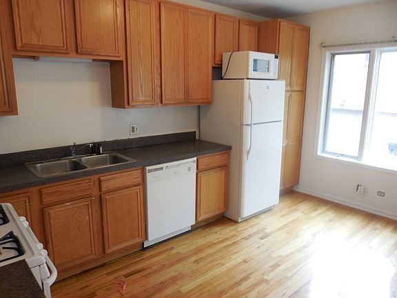 2nd image of 2229 S Stewart Ave Unit D