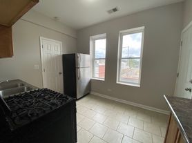Lawndale Ave 1601 N - 1609 - 2N, Lawndale Ave 1601 N - 1609 - 2N