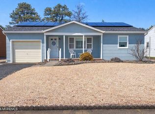 40 Whitmore Drive, Toms River, NJ 08757