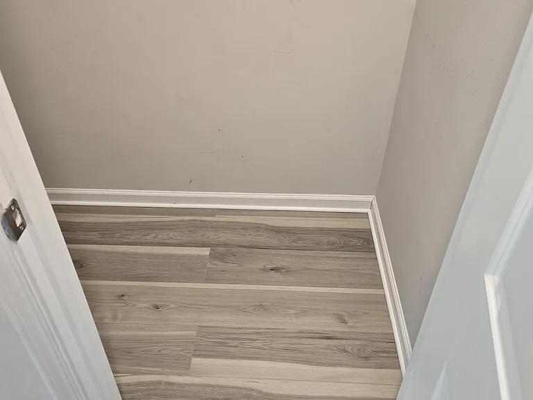 1040 Manorhaven Dr — Photo 1