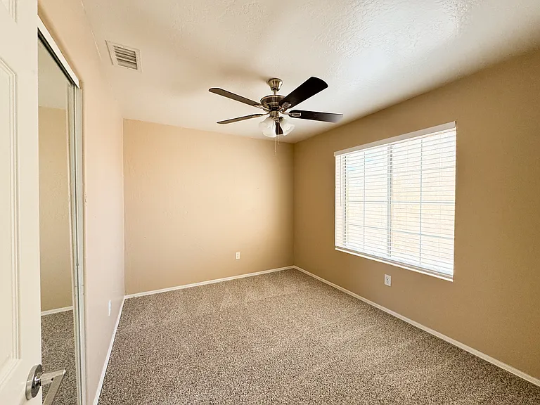 2423 S Ananea — Photo 17