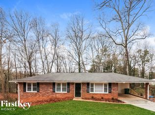 5721 Crestview Dr, Acworth, GA 30102
