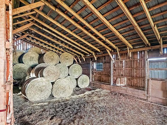 3rd image of 279 Primrose Rd