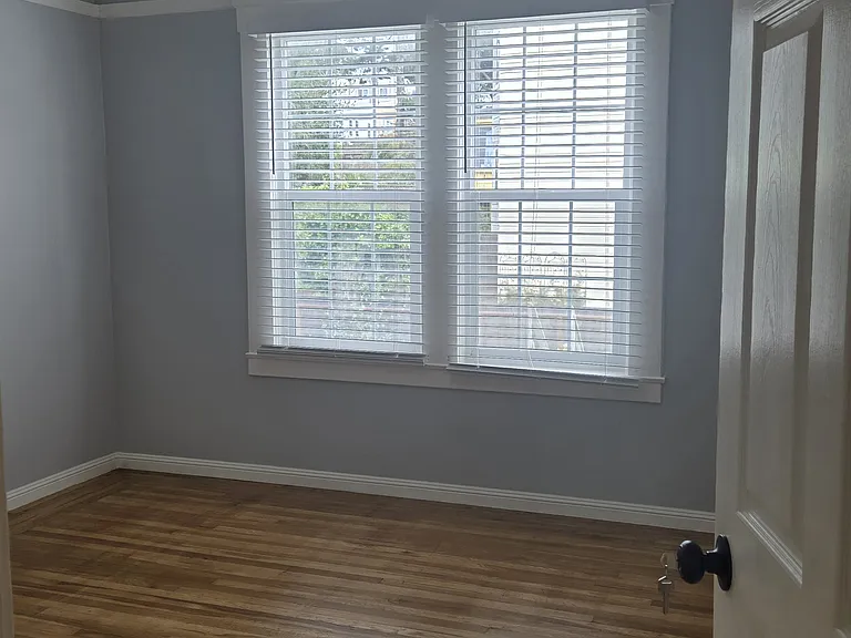 1108 Taraval St — Photo 19