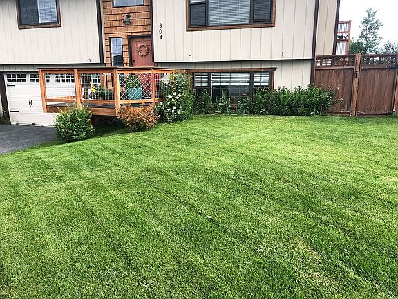 3rd image of 304 W Katmai Ave