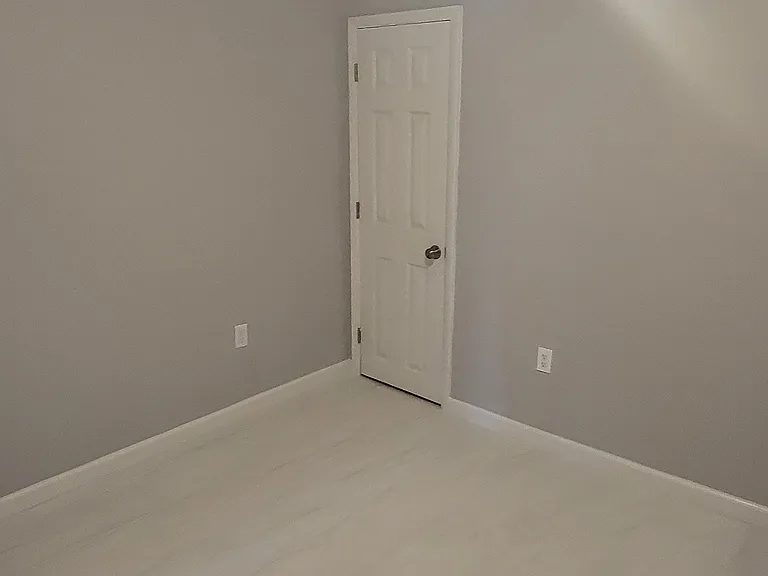 563 Central Ave #22 — Photo 3