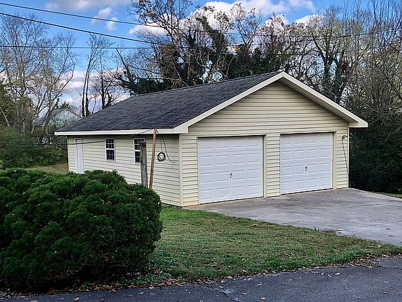 4th image of 314 Fairview Blvd