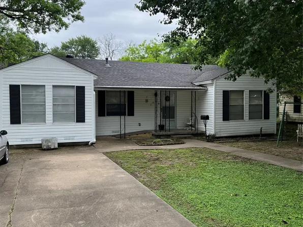 208 Avenue C, Seagoville, TX 75159