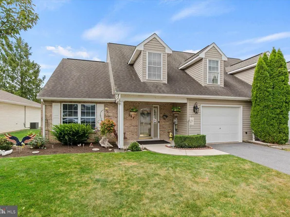 541 School Ln, Mount Joy, PA 17552