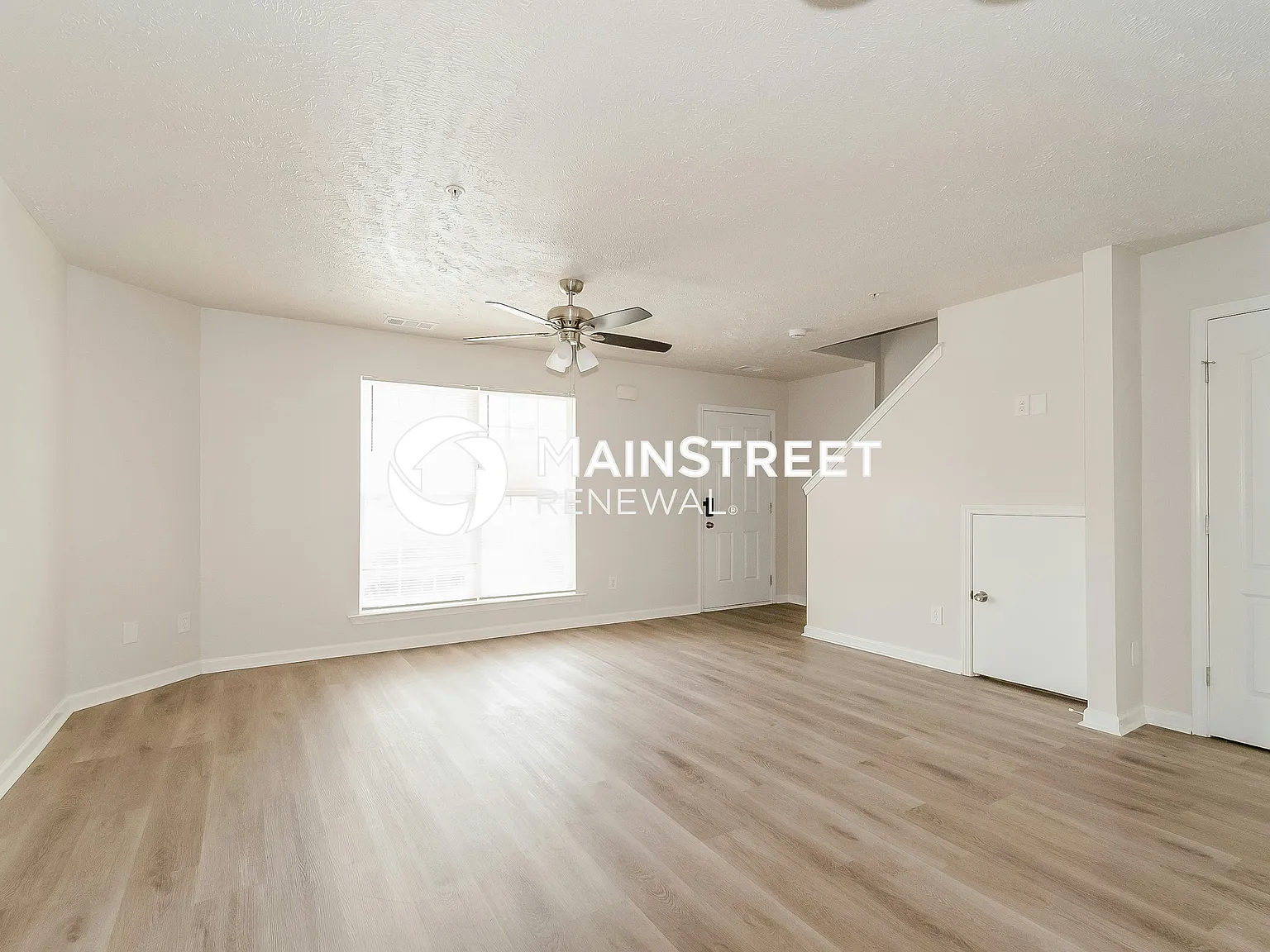 2029 George Buchanan Dr — Photo 4
