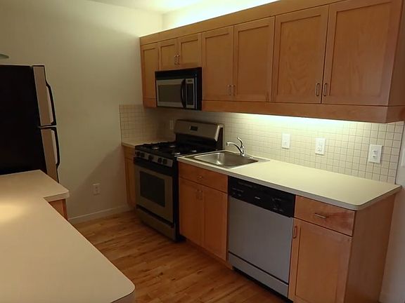 3rd image of 550 N Sherman Dr APT 407