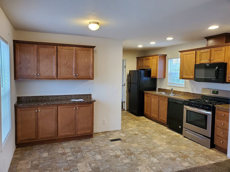 1st image of 7040 Shawnee Dr #522
