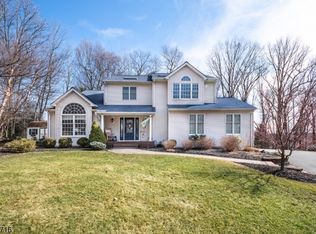 4 Kelly Ct, Rockaway Boro, NJ 07866