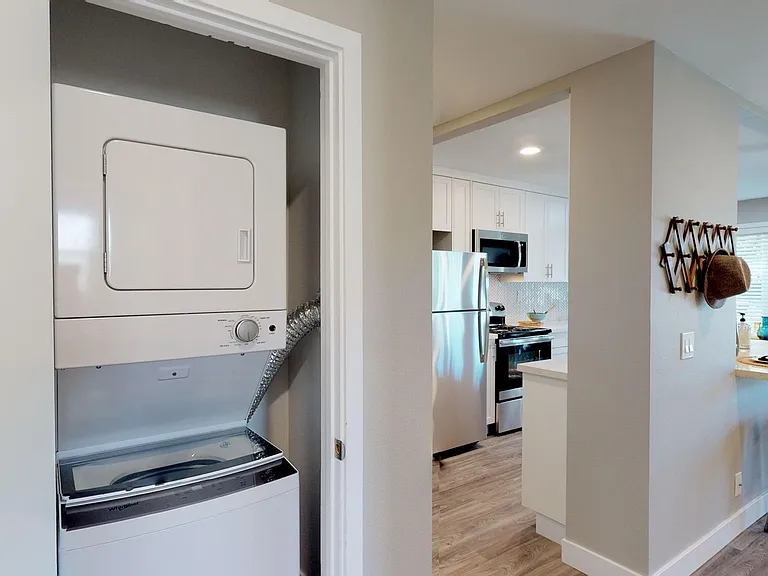 Mocha - 1 and 2 Bedroom Units in Escondido — Photo 11