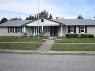 252 Ponderosa Dr, Oregon, OH 43616