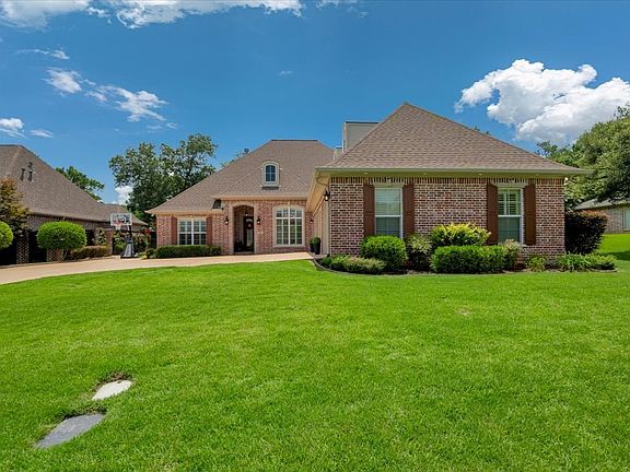 3rd image of 3521 Broadmoor Blvd