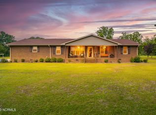 691 Pauls Path Rd, La Grange, NC 28551