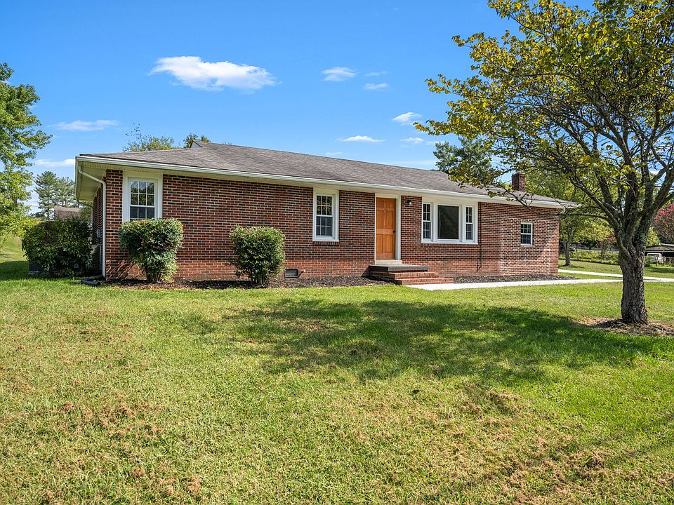 1st image of 210 Rigney Dr