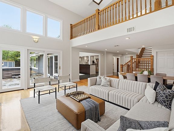 4th image of 22 Alden Rd