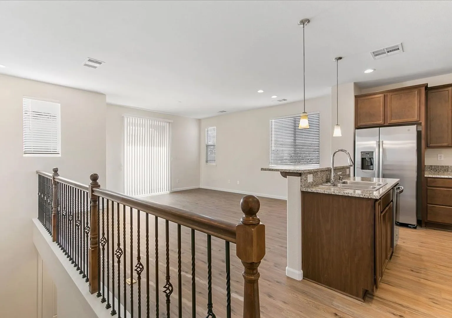 The Tahoe - Luxury 3 Bedroom, 2.5 Bath Townhome with Full 2 Car Garage — Photo 1