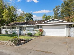 8905 Plaza Park Dr, Elk Grove, CA 95624