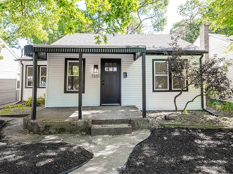 1651 W 40th Ave — Photo 1