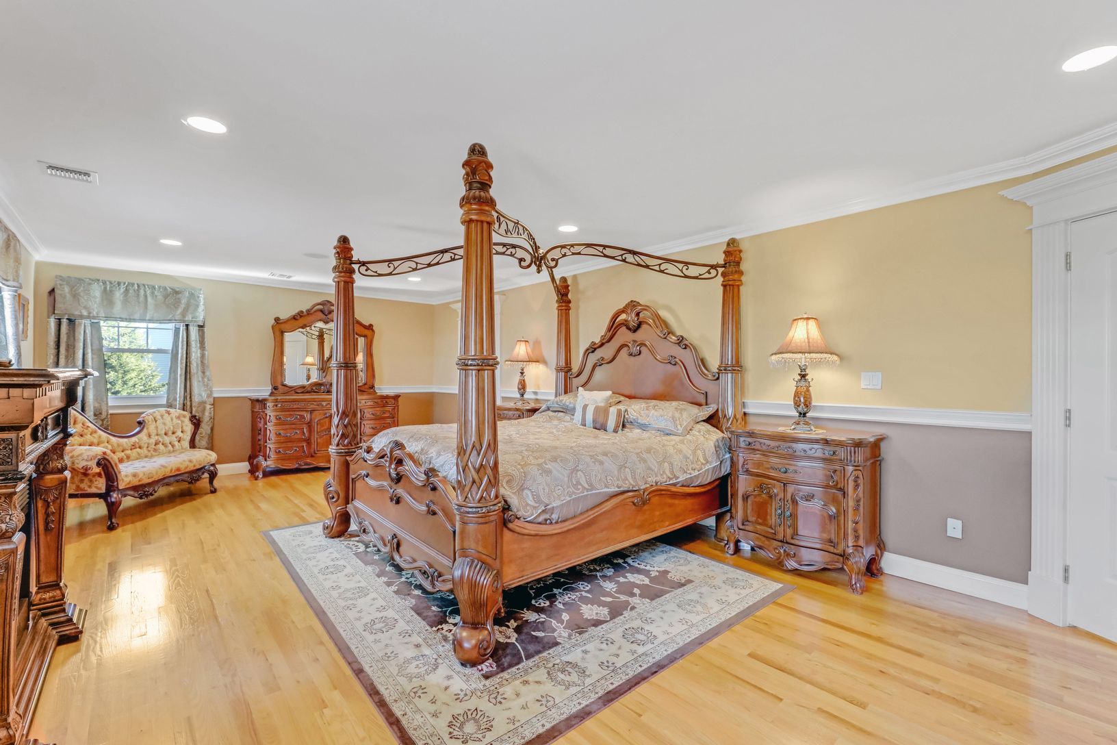  Master Suite