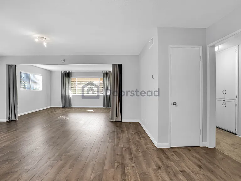 5103 W 7th St #B — Photo 18