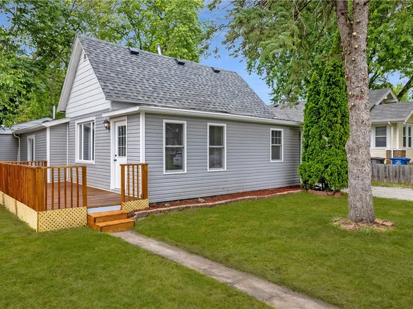 3108 E 8th St, Des Moines, IA 50316