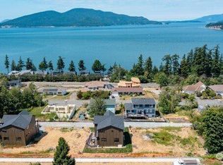 3714 W 3rd St, Anacortes, WA 98221
