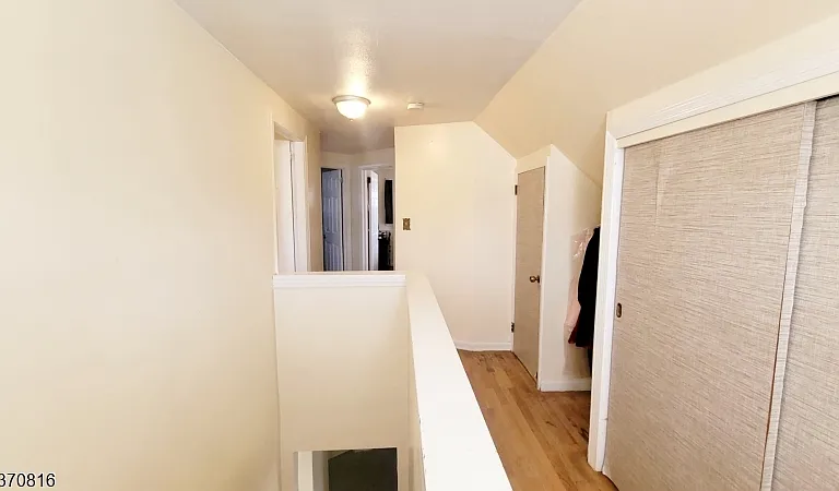 183 Reeve Ter — Photo 24