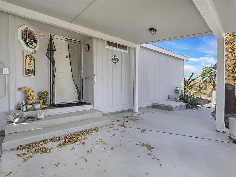 60781 Painted Hills Rd #60781 — Photo 34