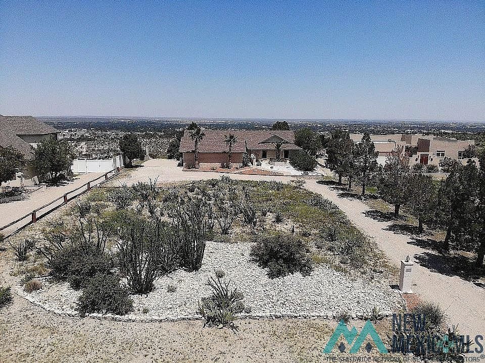 1st image of 1202 Miehls Dr