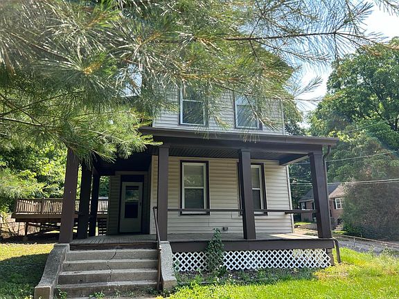 2nd image of 6464 Revere Ave