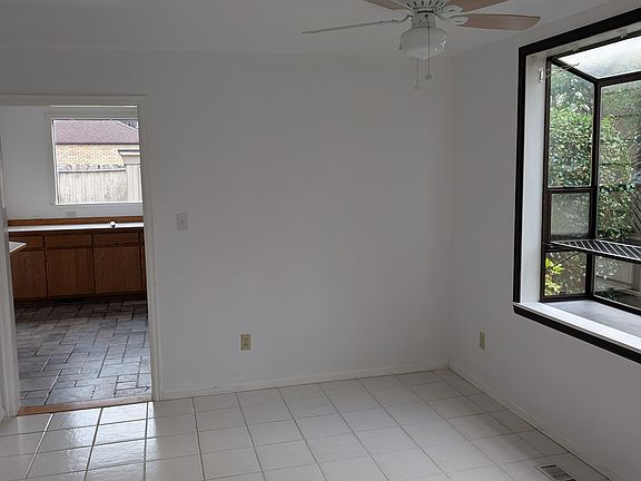 4th image of 3228 NW 57th St