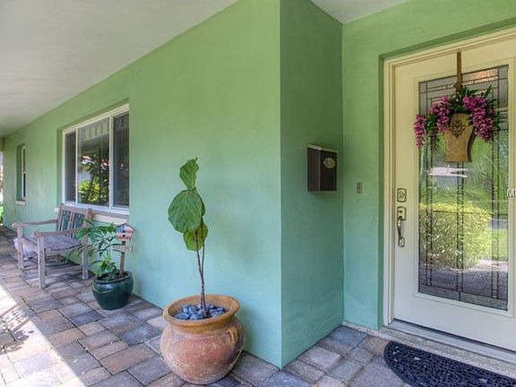 2nd image of 4226 14th Ln NE