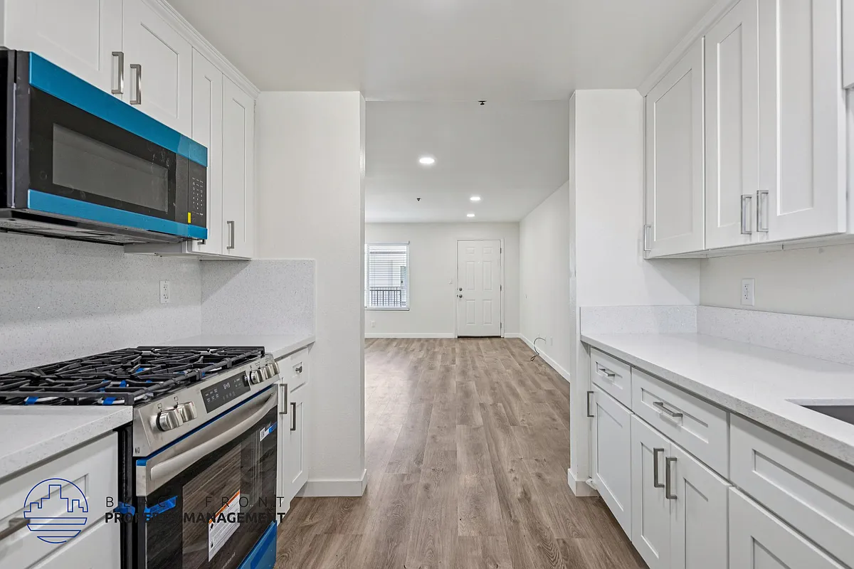 Building Photo - 4433 W 120th St.