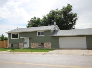 312 Albany St, Evansville, WY 82636