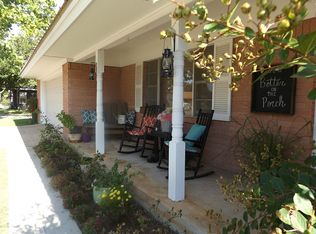 900 E Fitzgerald St, Bangs, TX 76823