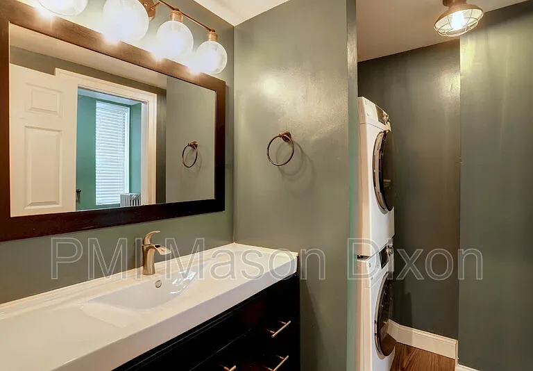 18 N Patterson Park Ave — Photo 24