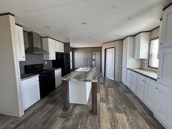 4th image of 8909 Private Road 7335