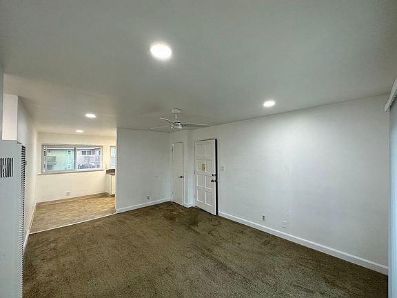 2nd image of 350 Franciscan Ct #313
