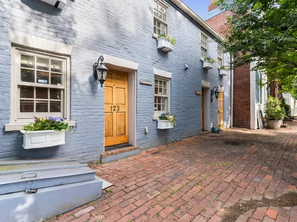 123 S Fayette St, Alexandria, VA 22314